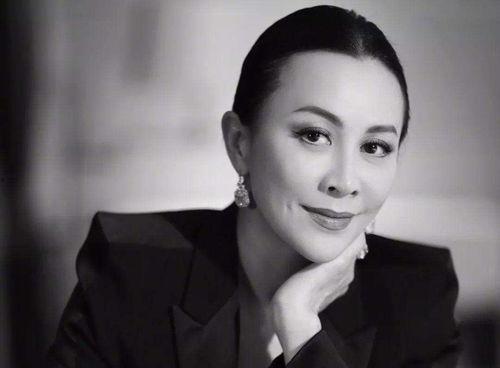 刘嘉玲素颜照片,岁月痕迹下的真实魅力